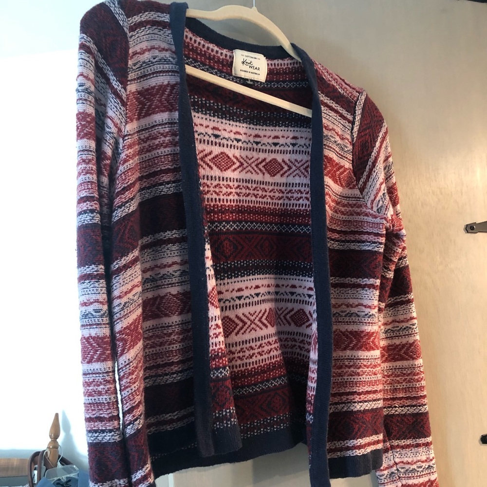 Patterned cardi